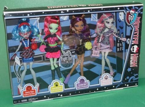 Mattel - Monster High - Ghoul's Night Out Ghoulia Yelps, Venus McFlytrap, Claudeen Wolf, Rochelle Goyle 4-Pack - кукла